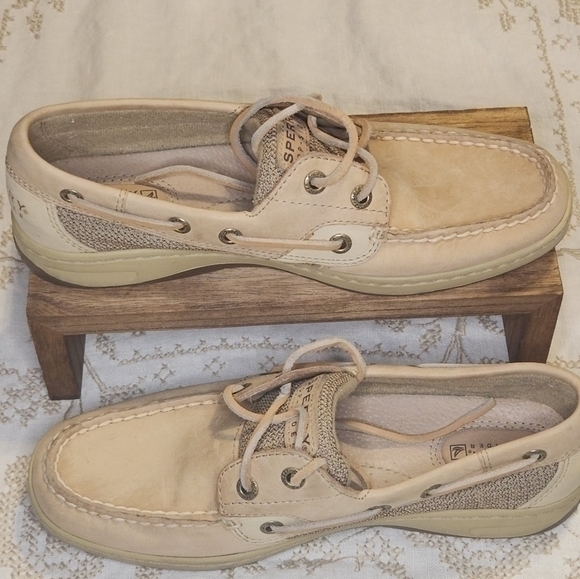 Sperry Top Siders Women's 7 leather adjustable laces GUC Boat‎ Shoes Preppy - Picture 2 of 10